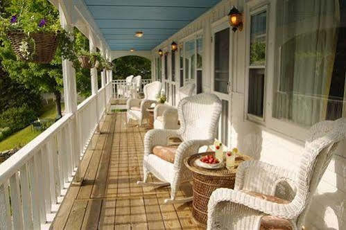 Inn Deerhill West Dover